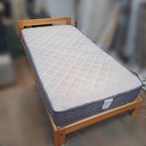 【福岡市内近郊限定】木製シングルベッド　ニトリマットレスセット【配送料込み】