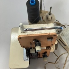 通電OK◇ブラザー brother◇homelock TE4-B504 ロックミシン 本体