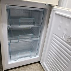 J4299 ★6ヶ月保証付★　IRIS OHYAMA　アイリスオーヤマ　２ドア冷蔵庫　IRSE-16A-CW　ホワイト　2022年製 クリーニング済み　【リユースのサカイ柏店】