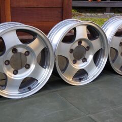 【ご購入者様へお渡し済み】ジムニー スズキ純正アルミホイール(16×5.5JJ)  ENKEI製 5本セット JA11/JA12/JA22他