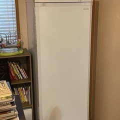 アイリスオーヤマ　冷凍庫　175L  2023年購入