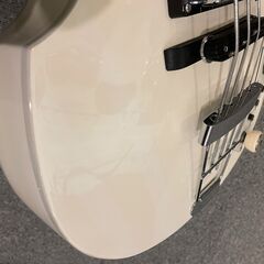 ヘフナー バイオリンベース 限定ホワイト- Studio NU-VU (スタジオ 