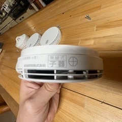 火災報知器セット 宿泊業用 親機1台+子機4台+定温式感知器 子機1台