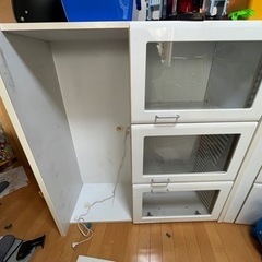 食器棚　2000円