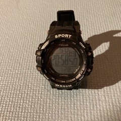 電池式デジタル腕時計