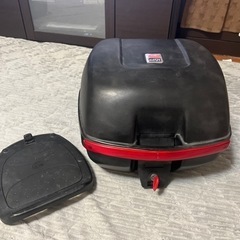  GIVI E30ND トップケース