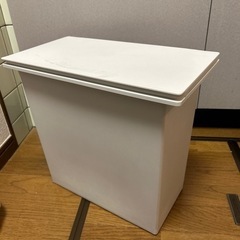 無印良品　ライトグレー　ゴミ箱