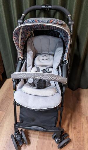 Combi　スゴカルα 4キャス compactエッグショックHT