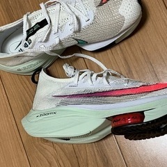 新品！NIKE アルファフライNEXT％ ウィメンズ24cm！