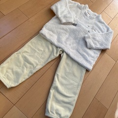 ユニクロ　UNIQLO パジャマ　フリースパジャマ