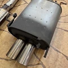 専用※引き取り可能な方のみ【中古】スカイライン GT-R34 純正マフラー 引き取り可能な方のみ【中古】スカイライン GT-R34 純正マフラー 専用