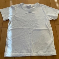 無印良品　白Tシャツ