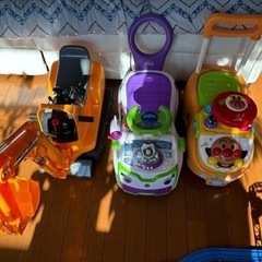 おもちゃの車　複数
