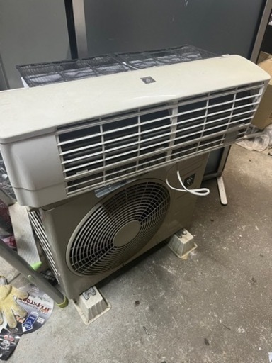 シャープ　2.2kw 6-8畳用　エアコン　2021年式