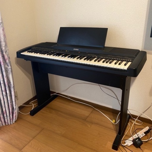 YAMAHA 電子ピアノ　椅子付き