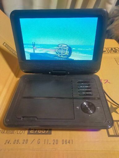 ROOMMATE 9インチ ポータブルDVDプレーヤー EB-RM902DV