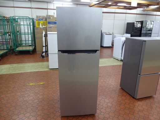 ID 391598　冷蔵庫2ドア　227L　ハイセンス　２０１７年　HR-B2301