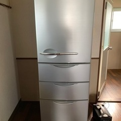 アクア　冷蔵庫　2012年製　355L