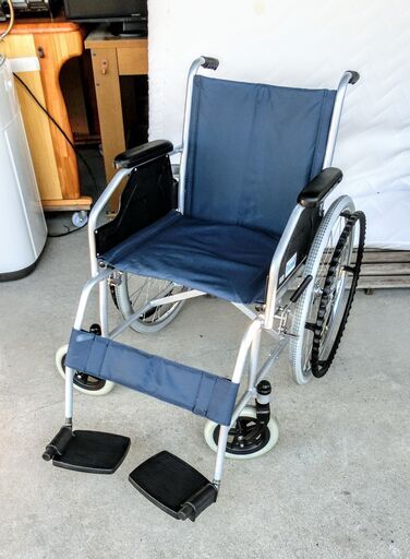 幸和製作所 TacaoF テイコブ 標準型車いす B-09 ネイビー 自走介助兼用 車椅子 車イス
