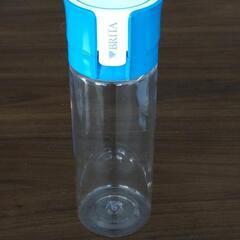 〈ほぼ新品〉ブリタのボトル型浄水器