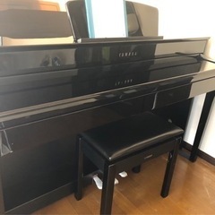 YAMAHA CLP-635PE 