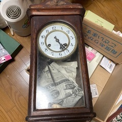 古い掛け時計