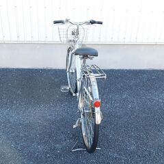 シティサイクル　27インチ　オートライト　外装6段変速　シルバー　車体極めて良好!　売れてます!　早い者勝ち!　状態は全体的に極めて良好と思います!　m7