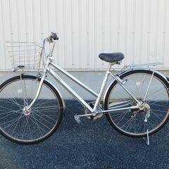 シティサイクル　27インチ　オートライト　外装6段変速　シルバー　車体極めて良好!　売れてます!　早い者勝ち!　状態は全体的に極めて良好と思います!　m7