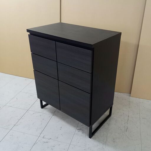未使用訳あり スタイリッシュブラック スクエアキャビネット 引出タイプ　幅71ｃｍ　リビング ブラック ラック スクエア 棚 リビングボード