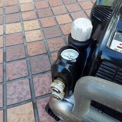 日立工機 EC1445H 常高圧エアコンプレッサー さわモデル【市川行徳店】【店頭取引限定】【中古】管理番号：ITK6H74PDZFO