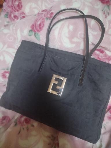 FENDI ズッカ ハンドバッグ