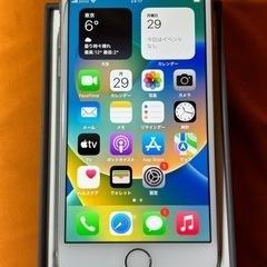 ★ iPhone8 64GB シルバー SIMロック解除済み 判...
