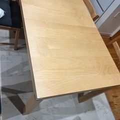 IKEA 伸縮テーブル　※2/2 12-13時に受け取れる方限定...