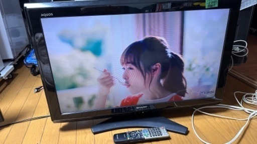 テレビ51 SHARP AQUOS 2011年製 32インチ 大阪市内 配達設置無料 保管場所での引き取りは値引きします