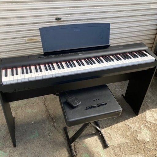 B561　2022年製YAMAHA 電子ピアノ ヤマハ キーボード 88鍵盤 動作確認済み