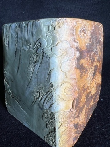 100年前の掘り出しの骨董緑端渓彫刻松刻 鑑賞石 天然石 鉱物