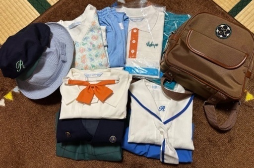洛陽幼稚園　制服　女の子用