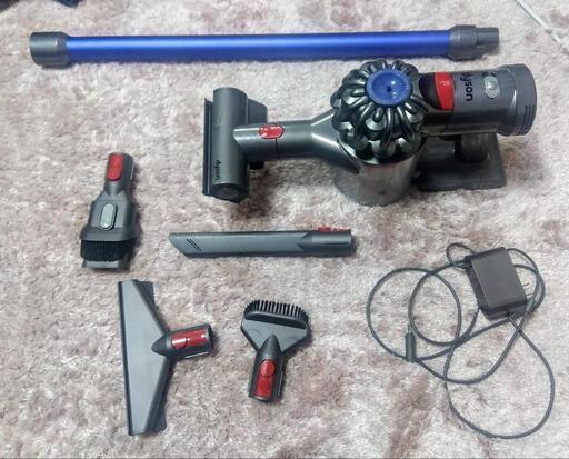 ★ダイソン★dyson　V7 HH11 コードレス掃除機　サイクロン掃除機　動作品