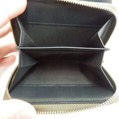 MARGARET HOWELL idea マーガレットハウエル アイデア 二つ折り財布 レザー オリーブ 日本製