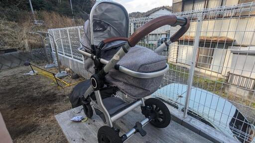 ほぼ未使用 kinderkraft moov