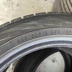 225/50-18スタッドレスタイヤ
