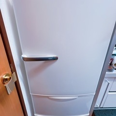 ノンフロン冷凍冷蔵庫☆AQUA 272L