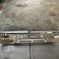 マツダ　タイタン　フロントバンパー