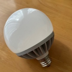 LED電球　E26  100W相当　消費電力9W  電球色　３個