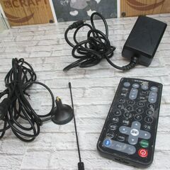 日立　HITACHI　UR18DSML　ラジオ付きテレビ　本体のみ　14.4-18V　※画面一本線有※　リモコン/コード付き　中古品　【ハンズクラフト宜野湾店】