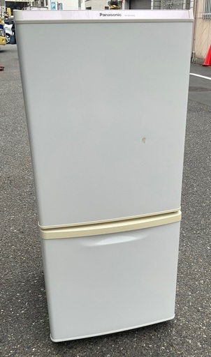 【RKGRE-277】特価！Panasonic/138L 2ドア冷凍冷蔵庫/NR-BW14AC-W/中古品/2017年製/当社より近隣無料配達！