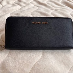 【MICHAEL KORS】ラウンド型　長財布　