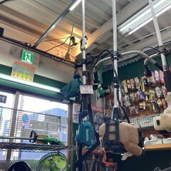 マキタ　18V充電式草刈り機　MUR191LD