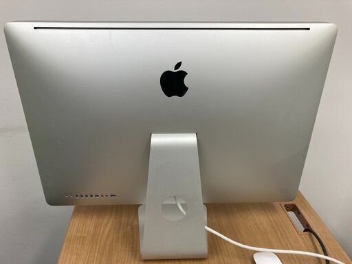 iMac (27-inch, Mid 2010) 　多分です。 ※ジャンク品