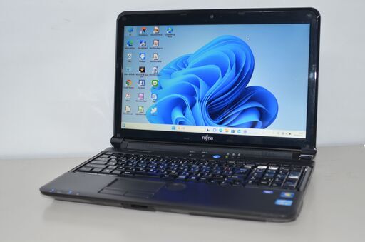 中古良品ノートパソコン 富士通 LIFEBOOK AH56/D Windows11+office 爆速新品SSD240GB core i5-2520M/メモリ8GB/ブルーレイ/無線/Webカメラ